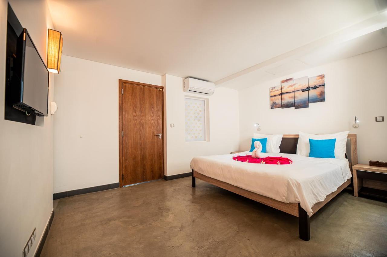 Toparadis Guest House Pereybere Beach Екстер'єр фото